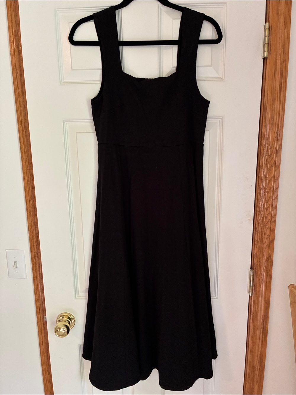 Able Black Sleeveless Midi Dress